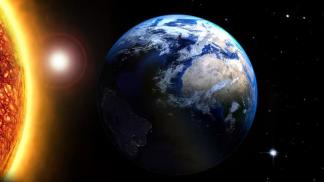 Почему планета земля притягивает к себе луну, человека и другие тела Притягивается ли к луне человек